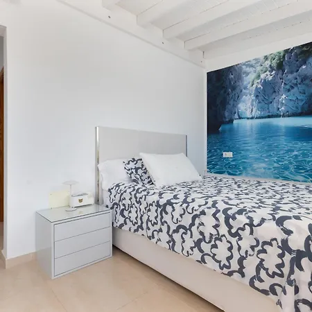 La Orilla Apartment *