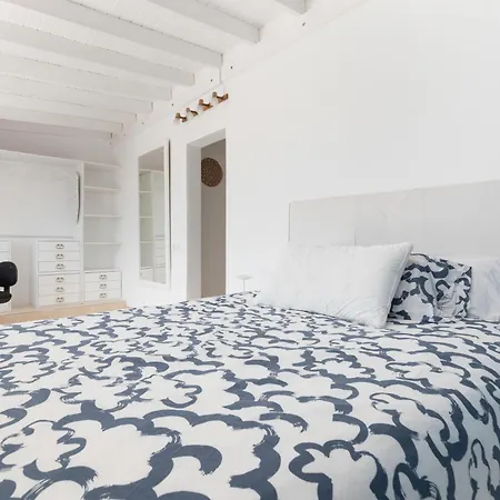 La Orilla * קוסטה קלמה